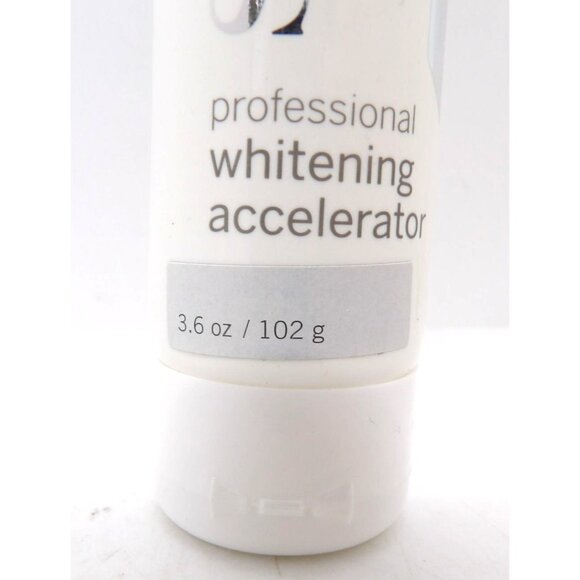 Super smile Whitening Tooth Paste Kit Paste, Accelerator, and Brushes New - Picture 5 of 8